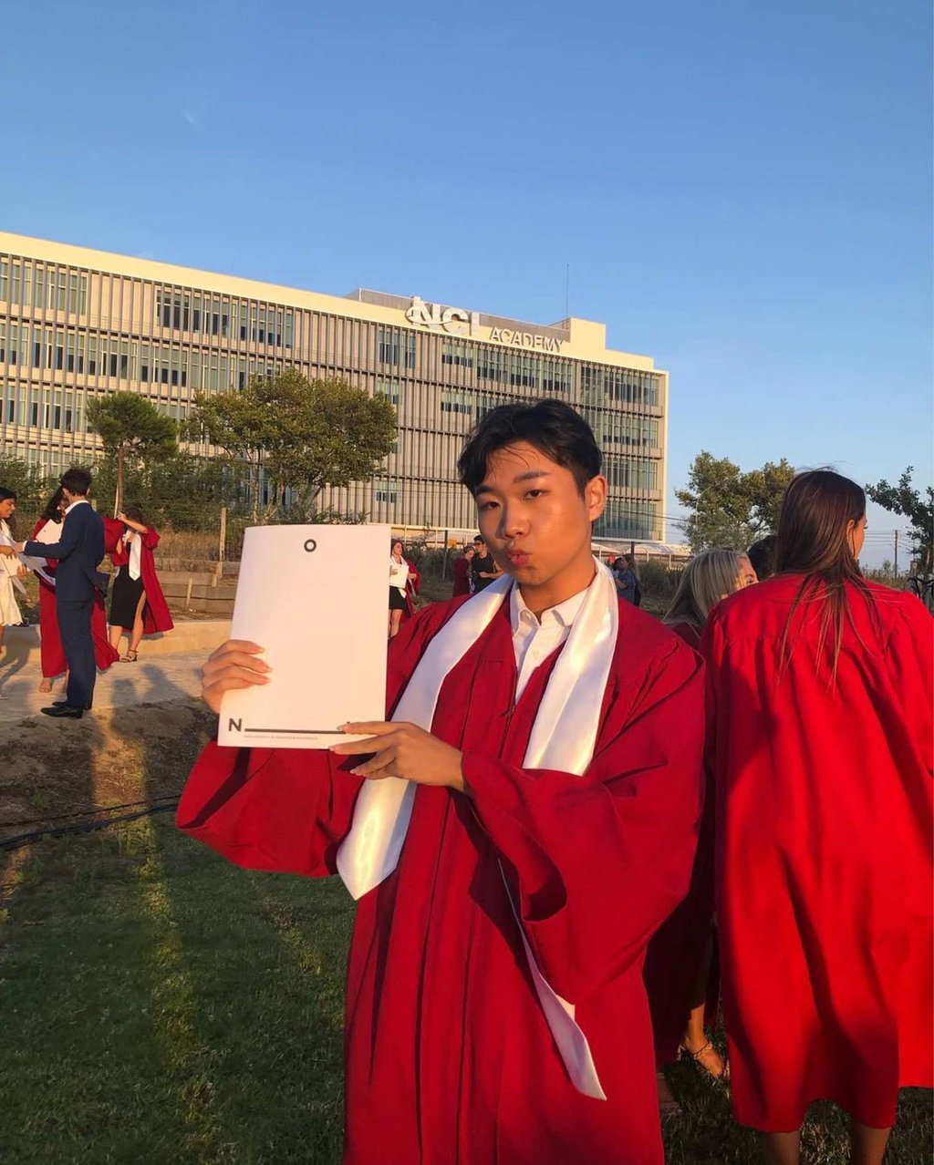 Marcelo Wang graduating with his master’s in 2022. Photo: @marcelowang0527/Instagram