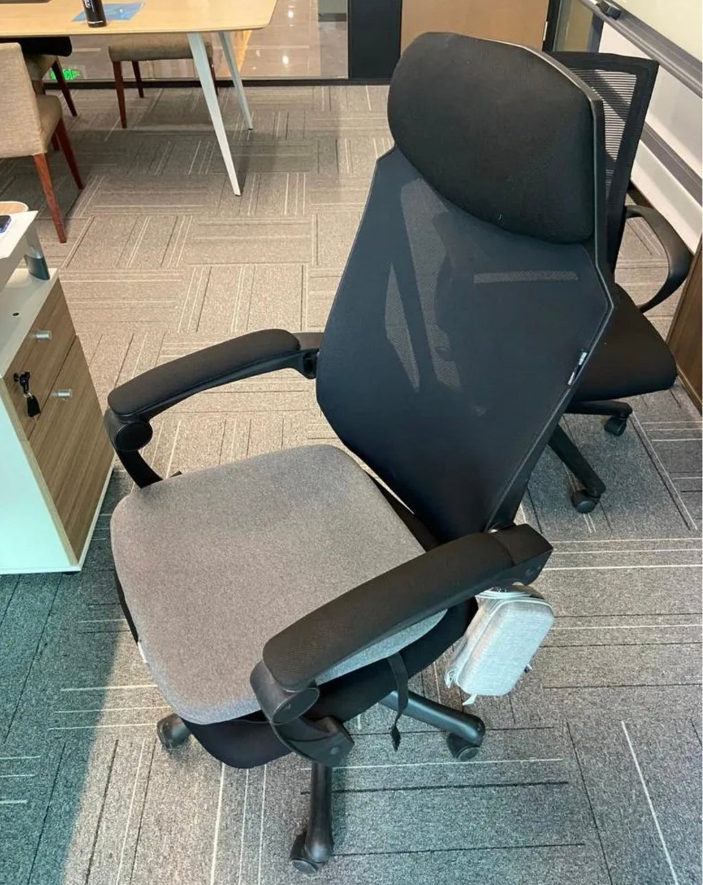 In some workplaces, bosses have installed smart seat cushions like the one above to track staff activities. Photo: mp.weixin.qq.com