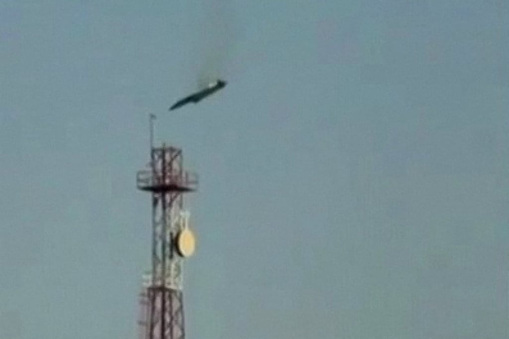 A US F-15E Strike Eagle fighter jet crashing in Kuwait on the third day of the war. Photo: UGC via AFP A US F-15E Strike Eagle fighter jet crashing in Kuwait on the third day of the war. Photo: UGC via AFP