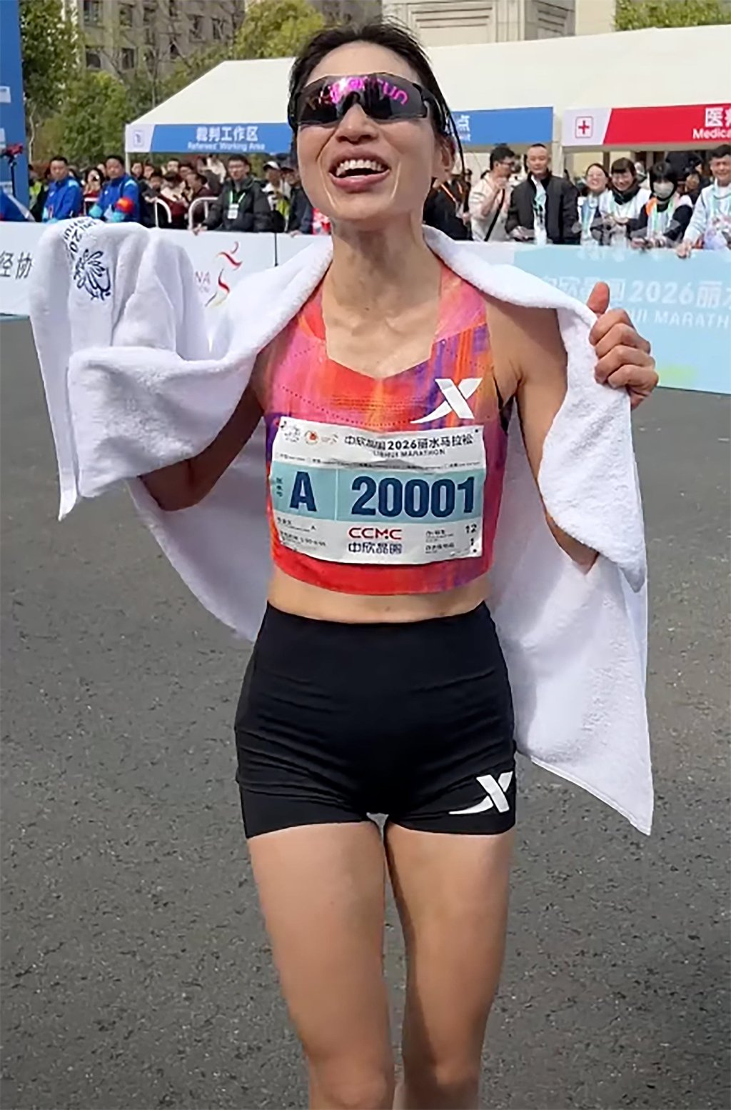 Zhang Shuihua after winning the Lishui Marathon in record time on Sunday. Photo: Bongo Zhang Shuihua after winning the Lishui Marathon in record time on Sunday. Photo: Bongo
