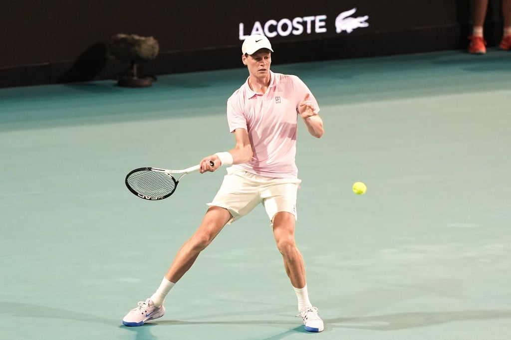 Jannik Sinner beat Corentin Moutet to make it 26 sets in a row without defeat. Photo: dpa