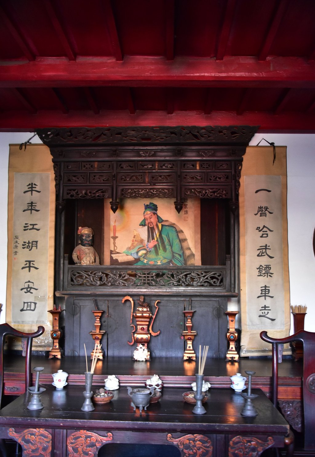 A shrine in the Tongxinggong Escort Agency Museum, a complex dedicated to one of China’s major armed escort companies, in Pingyao, in China’s Shanxi province. Photo: Weibo/色影姐