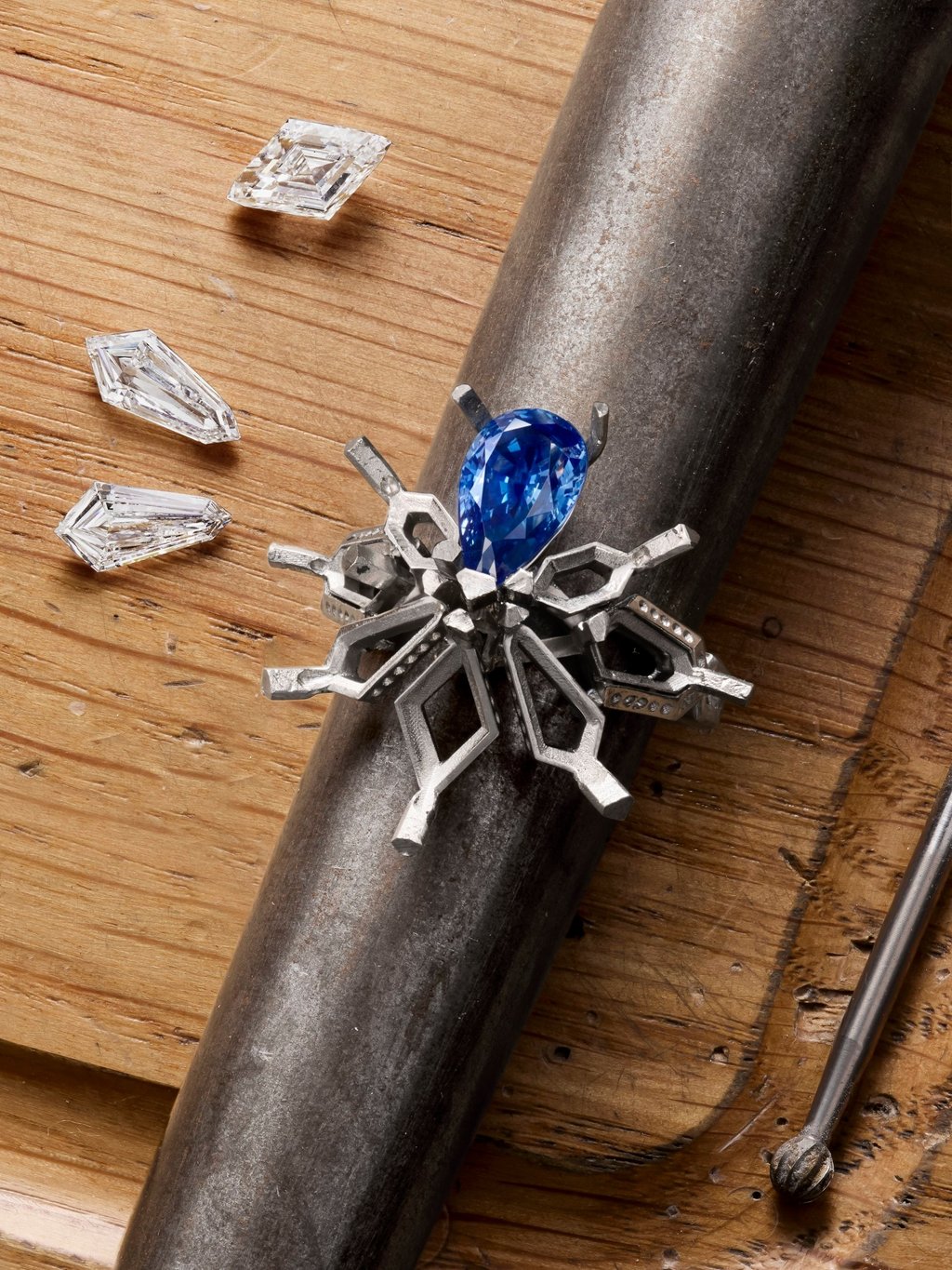 Crafting a piece from the Cartier En Équilibre collection. Photo: Handout Crafting a piece from the Cartier En Équilibre collection. Photo: Handout