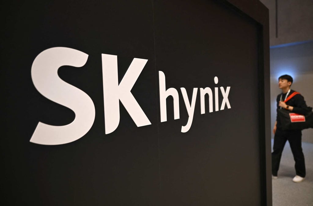 The SK Hynix logo is displayed at the Korea Electronics Show in Seoul, October 22, 2025. Photo: AFP The SK Hynix logo is displayed at the Korea Electronics Show in Seoul, October 22, 2025. Photo: AFP