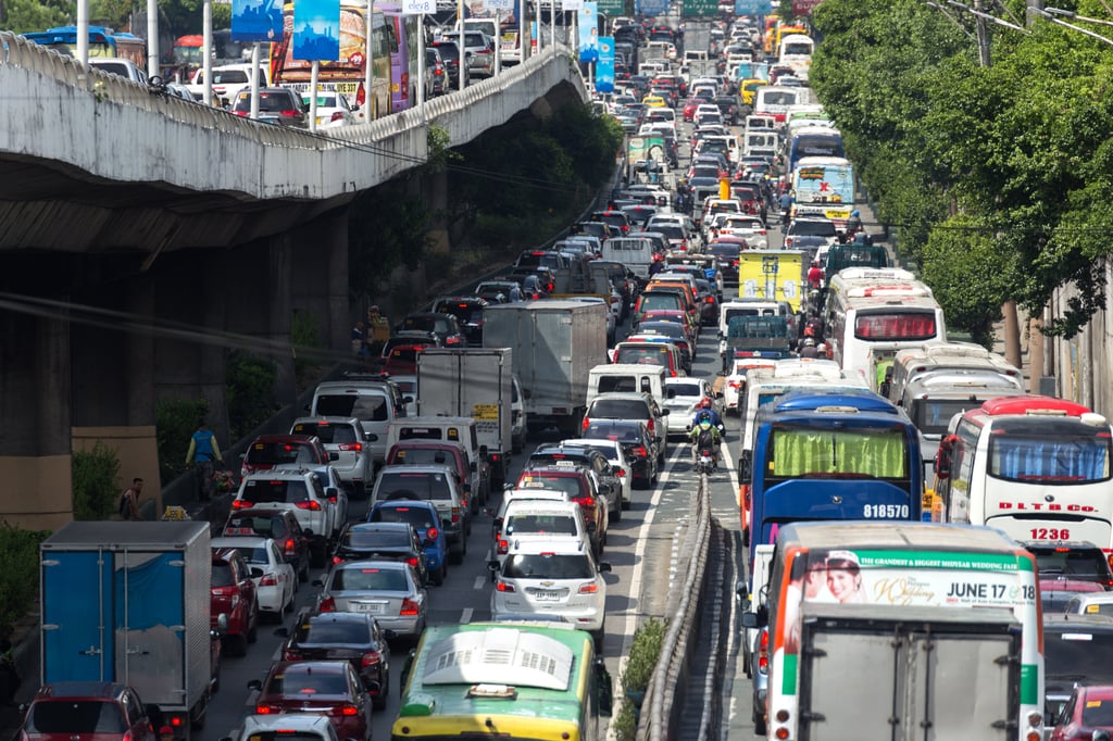 Trânsito intenso nas ruas de Manila. Foto: Shutterstock Trânsito intenso nas ruas de Manila. Foto: Shutterstock