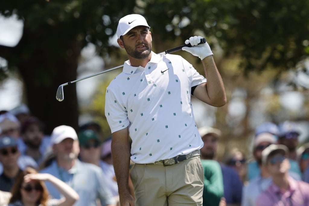 World No. 1 Scottie Scheffler is paired with Li Haotong for the final day. Photo: EPA