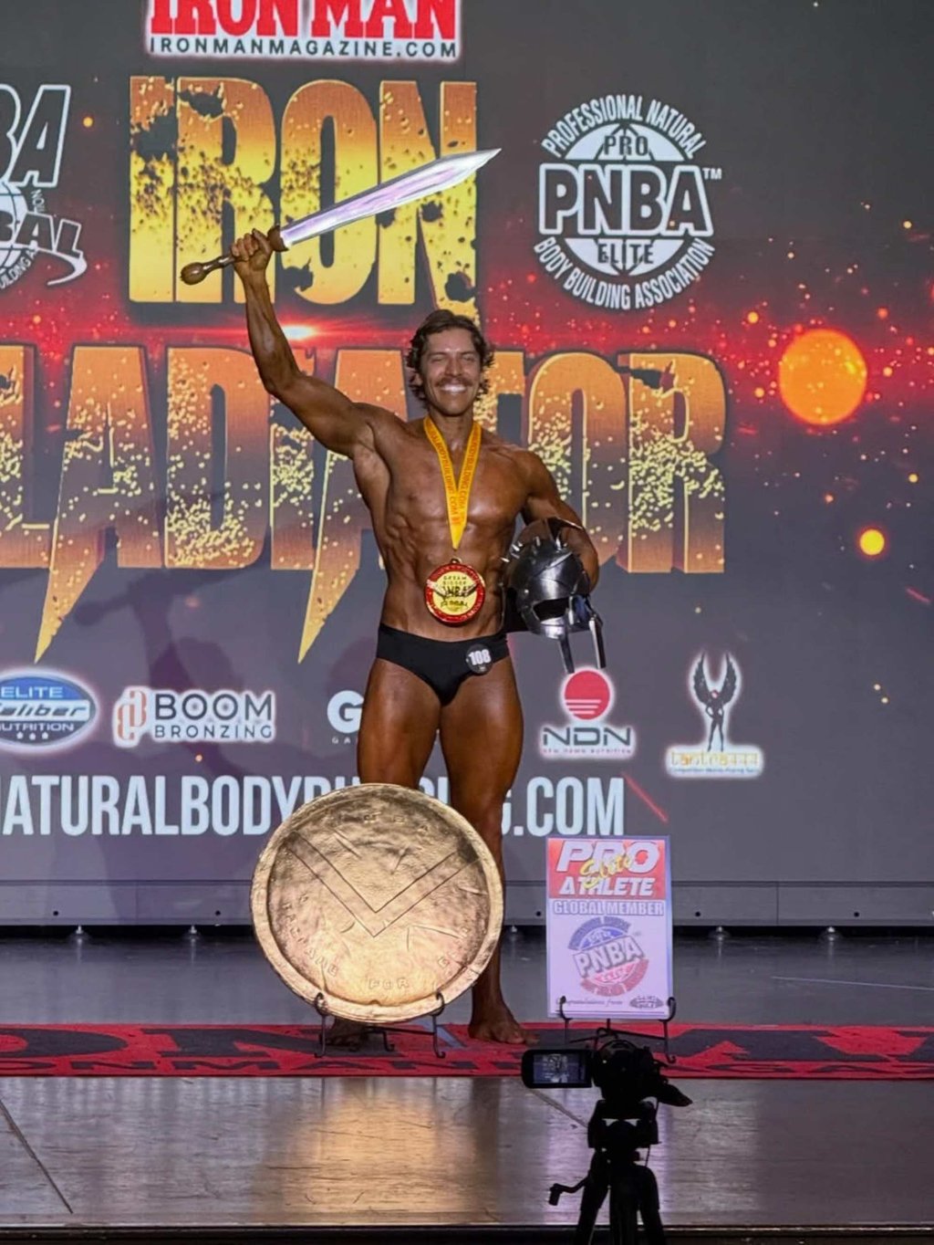 Joseph Baena is an INBA Iron Gladiator Classic Physique Champion. Photo: @joebaena/Instagram