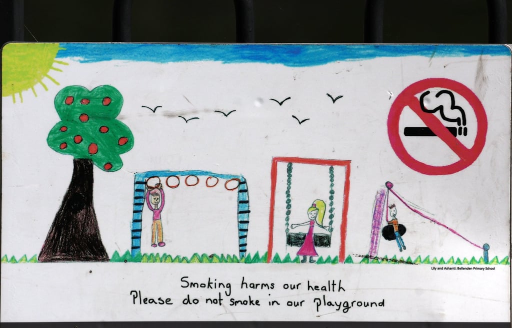 A ‘no smoking’ sign at a park in London. Photo: EPA