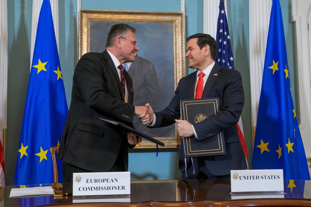 US Secretary of State Marco Rubio (right) is joined by EU Commissioner for Trade and Economic Security Maros Sefcovic for a signing ceremony in Washington on Friday. Photo: AP