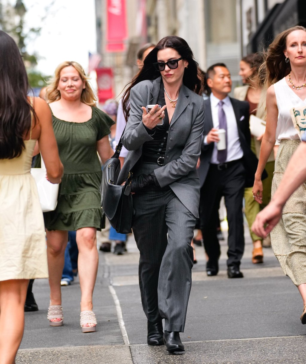 Anne Hathaway on the set of The Devil Wears Prada 2 in July 2025, in New York. Photo: GC Images