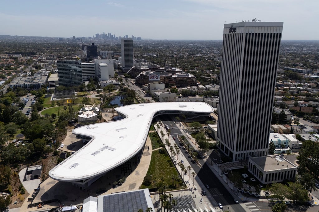 A drone view of the David Geffen Galleries (left) at the Los Angeles County Museum of Art in Los Angeles. Photo: Reuters