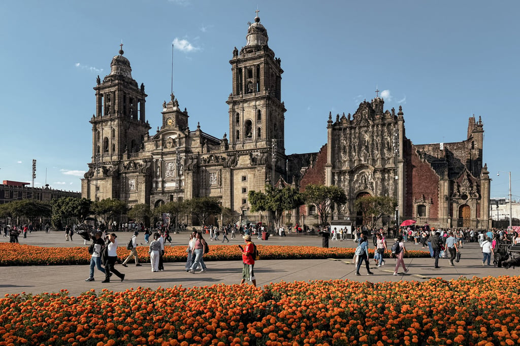 The Metropolitan Cathedral, on Zócalo square, was built during the Spanish colonial era (1521-1821). Photo: Getty Images