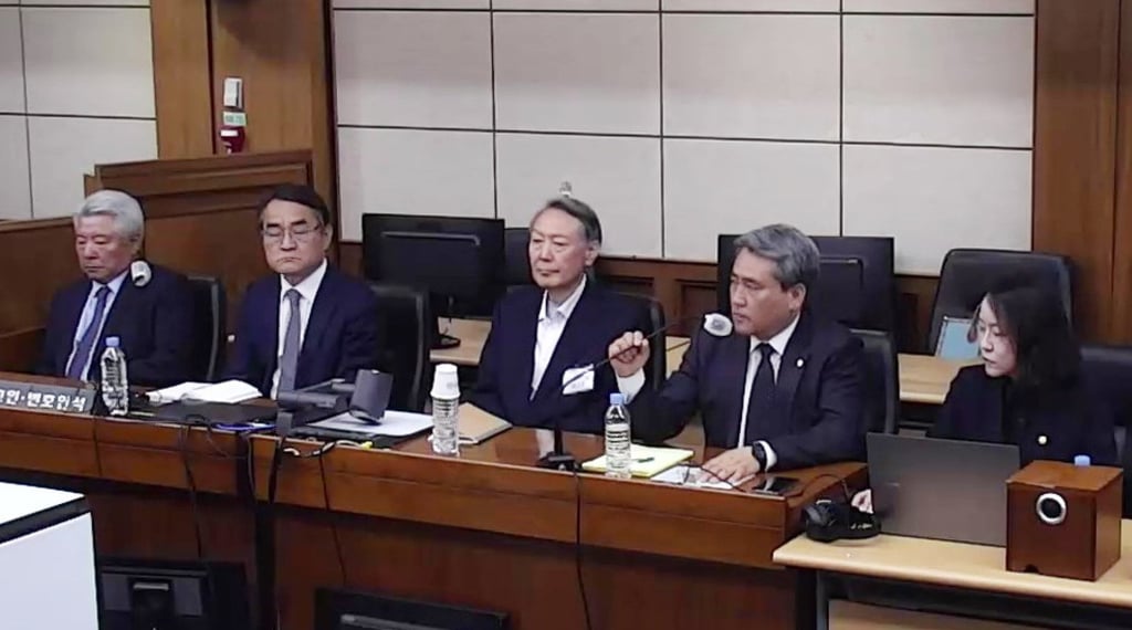 Former South Korean president Yoon Suk-yeol (centre) attends a hearing on the verdict of his appeal at the High Court in Seoul on Wednesday. Photo: EPA/Yonhap/Handout