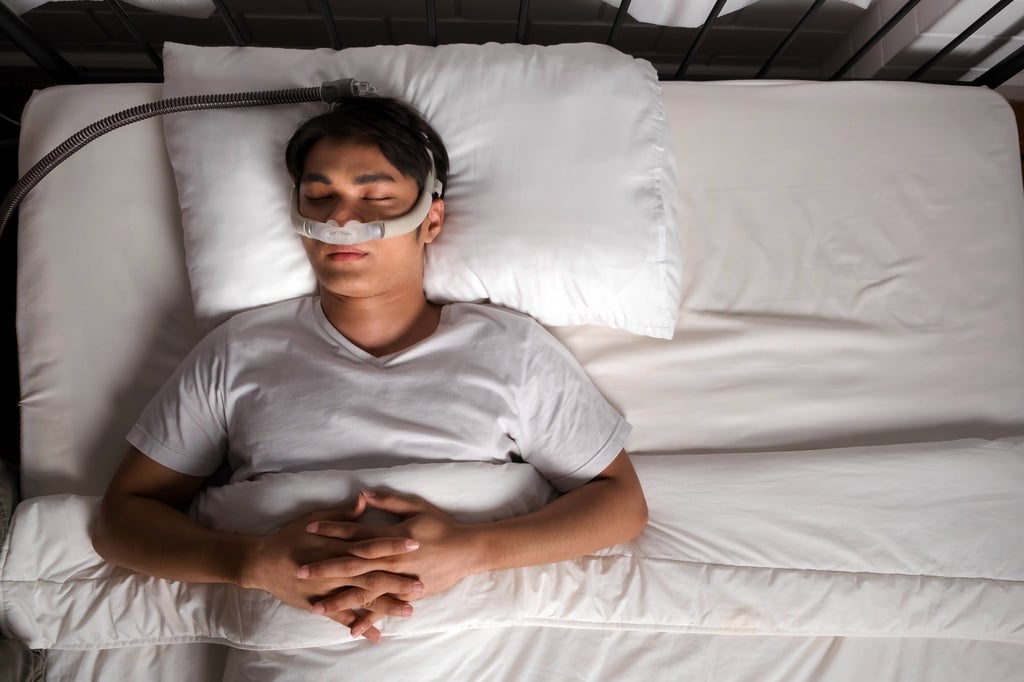 A CPAP machine is a common treatment for obstructive sleep apnoea. Photo: Shutterstock