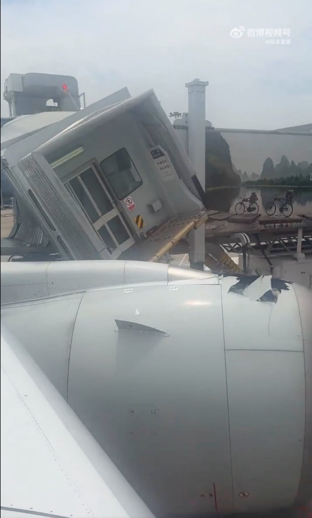 Passengers on the flight reported hearing the sound of the impact. Photo: Weibo