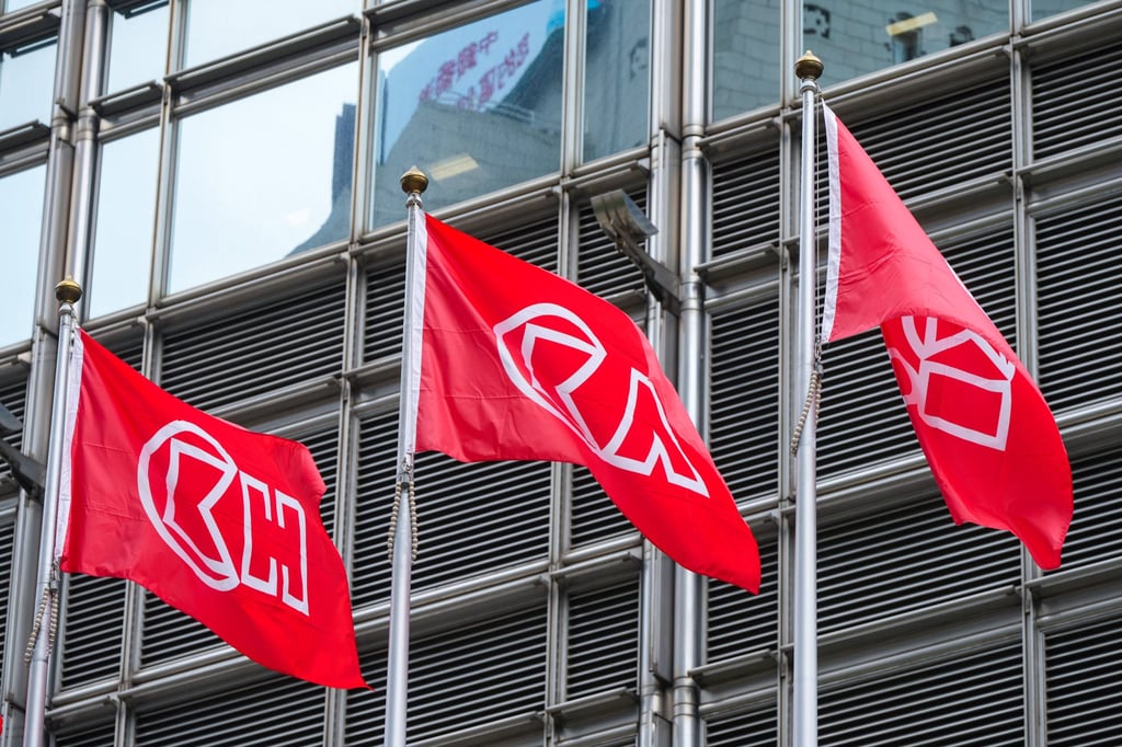 CK Hutchison says selling its 49 per cent stake in VodafoneThree is expected to generate a gain of about HK$4.7 billion. Photo: Sam Tsang CK Hutchison says selling its 49 per cent stake in VodafoneThree is expected to generate a gain of about HK$4.7 billion. Photo: Sam Tsang