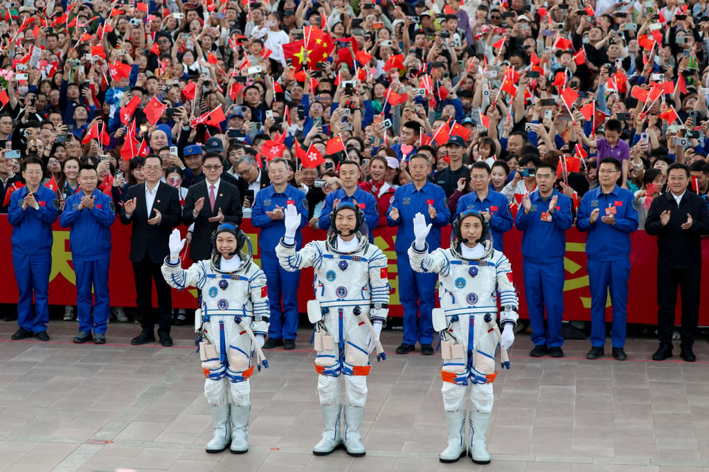 Astronaut Lai Ka-ying with her fellow crew members. Photo: Reuters
