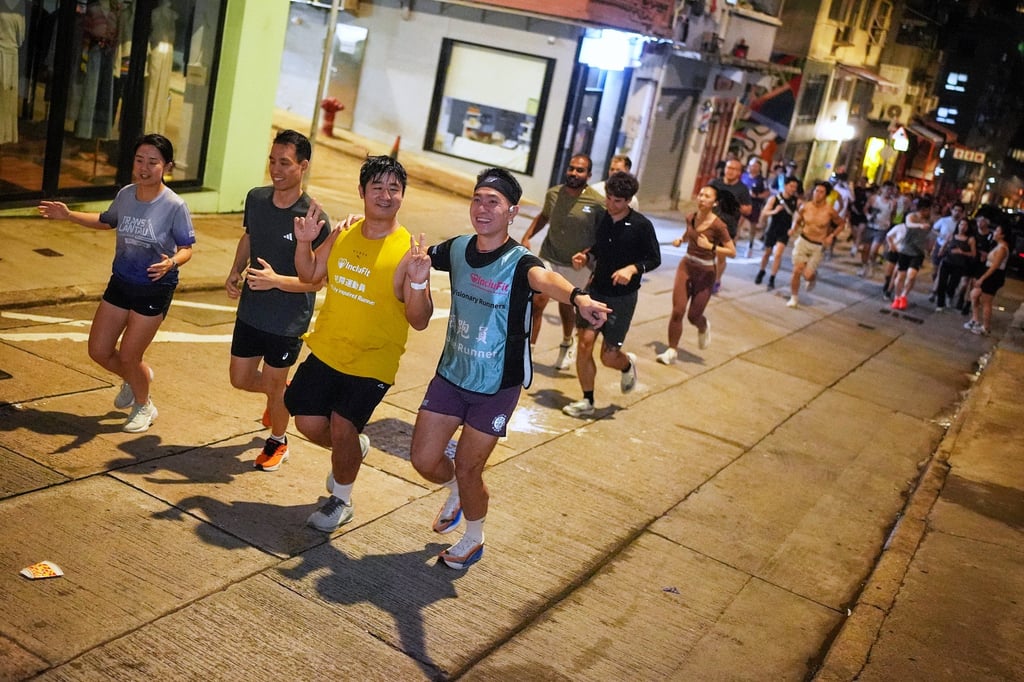 IncluFit and Wazup Running Club teamed up to organise a night charity running event this month. Photo: Elson Li IncluFit and Wazup Running Club teamed up to organise a night charity running event this month. Photo: Elson Li