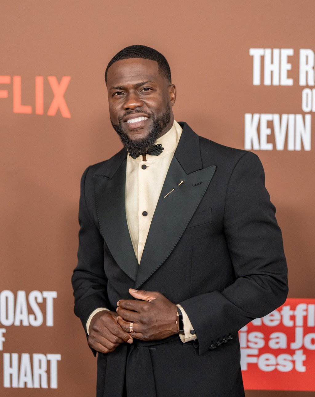 Kevin Hart on the red carpet for Netflix’s Roast of Kevin Hart, in California on May 10. Photo: EPA