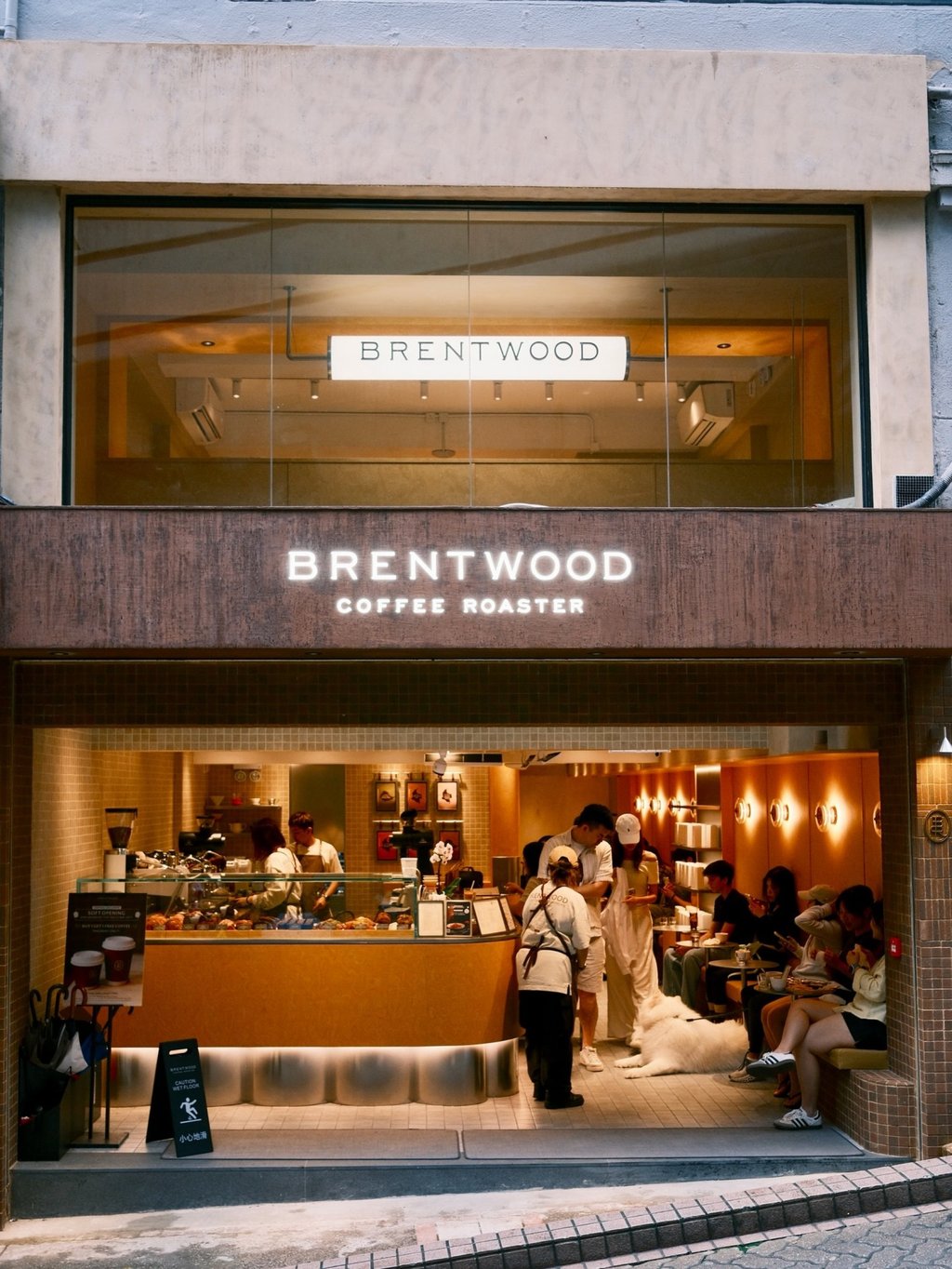 Brentwood Coffee Roasterâs new branch in Central. Photo: Instagram/chaichai.hkg Brentwood Coffee Roasterâs new branch in Central. Photo: Instagram/chaichai.hkg