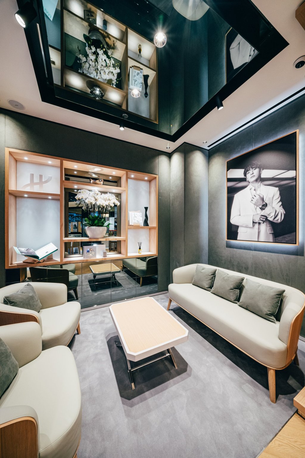 The lounge of the new Hublot Venetian Macao boutique. Photo: Handout The lounge of the new Hublot Venetian Macao boutique. Photo: Handout