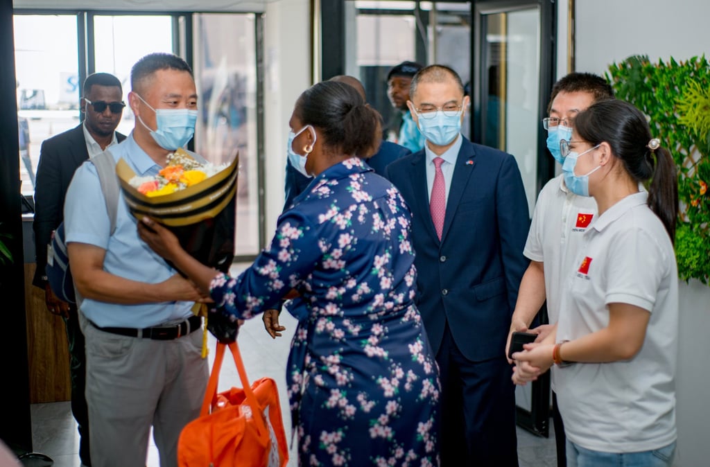 Members of a Chinese medical expert team arrive in Kinshasa on June 2. Photo: Xinhua Members of a Chinese medical expert team arrive in Kinshasa on June 2. Photo: Xinhua