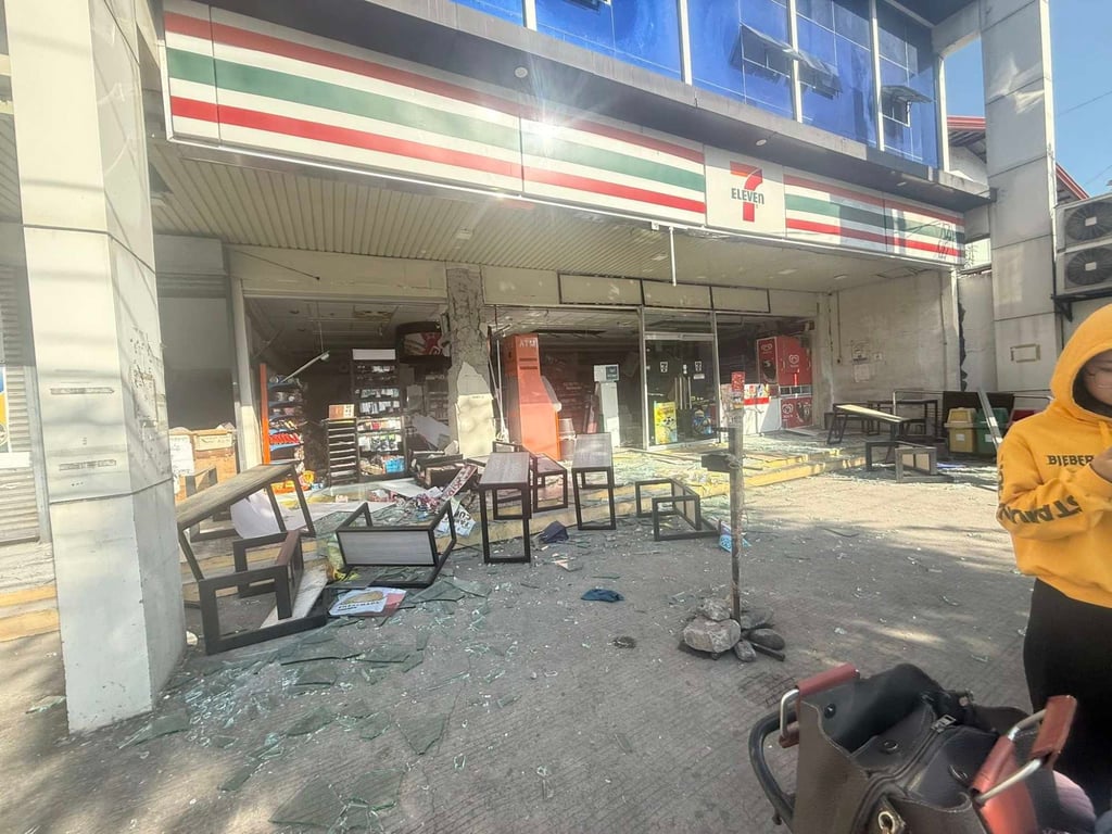 A damaged shop after a 7.8 magnitude earthquake, in General Santos City, Mindanao, the Philippines, on Monday. Photo: Xinhua A damaged shop after a 7.8 magnitude earthquake, in General Santos City, Mindanao, the Philippines, on Monday. Photo: Xinhua