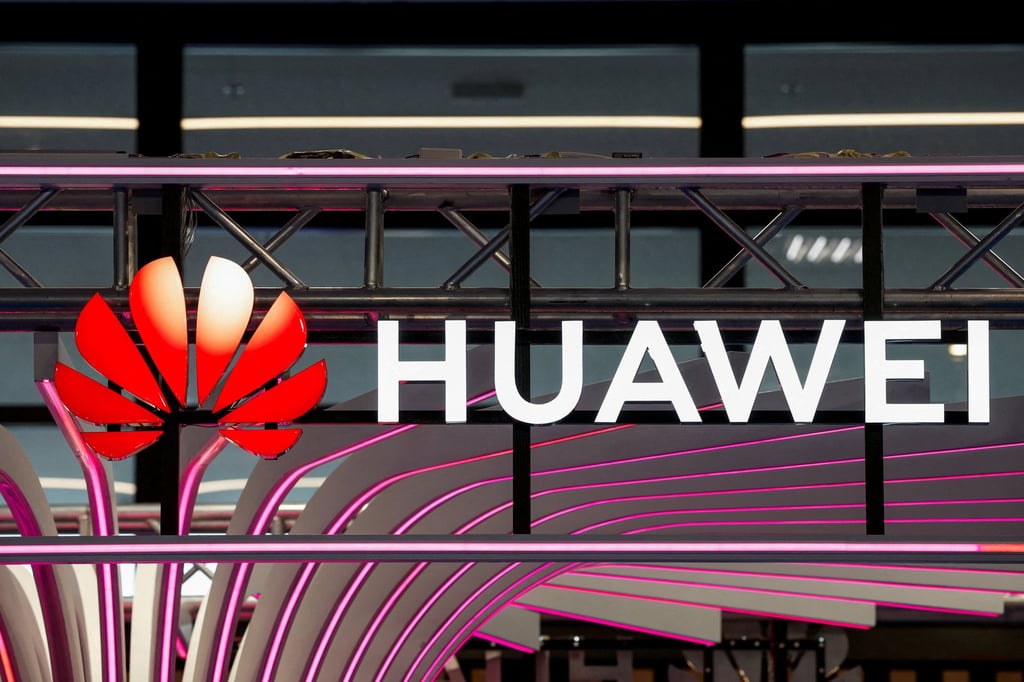Huawei says HarmonyOS 7 delivers a 30 to 40 per cent performance improvement and lower memory consumption than rival operating systems Photo: Reuters Huawei says HarmonyOS 7 delivers a 30 to 40 per cent performance improvement and lower memory consumption than rival operating systems Photo: Reuters