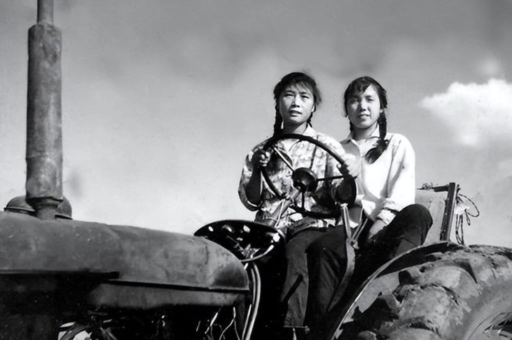 Chen Ailian, pictured at the steering wheel of her tractor as a young woman. Photo: 163.com