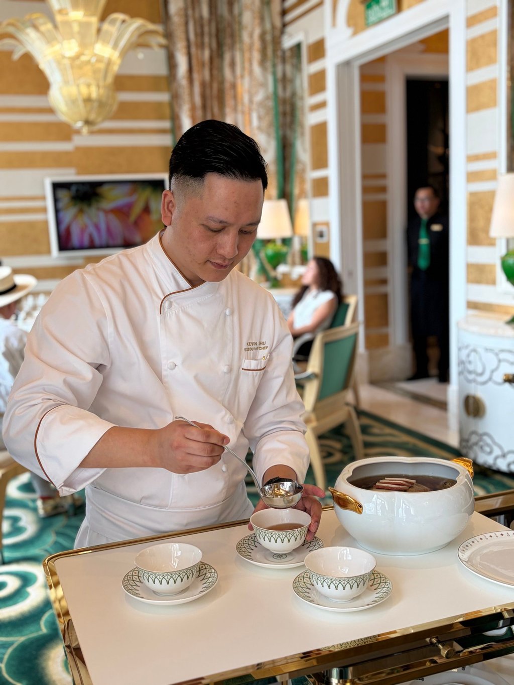 Chef Kevin Zhu portions out Jiangnan double-boiled triple-layer duck soup at Lakeview Palace in Macau. Photo: Chloe Loung Chef Kevin Zhu portions out Jiangnan double-boiled triple-layer duck soup at Lakeview Palace in Macau. Photo: Chloe Loung