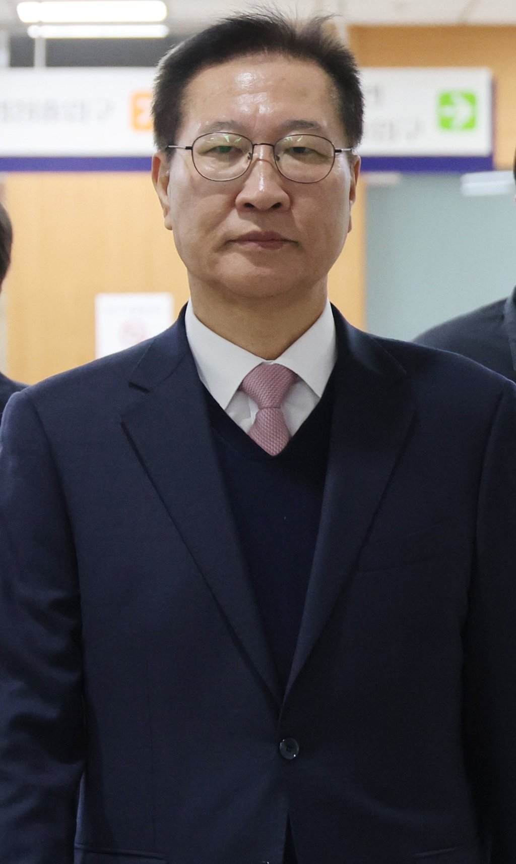 Former justice minister Park Sung-jae arrives for his trial at the Seoul Central District Court on March 23. Photo: Yonhap/EPA Former justice minister Park Sung-jae arrives for his trial at the Seoul Central District Court on March 23. Photo: Yonhap/EPA