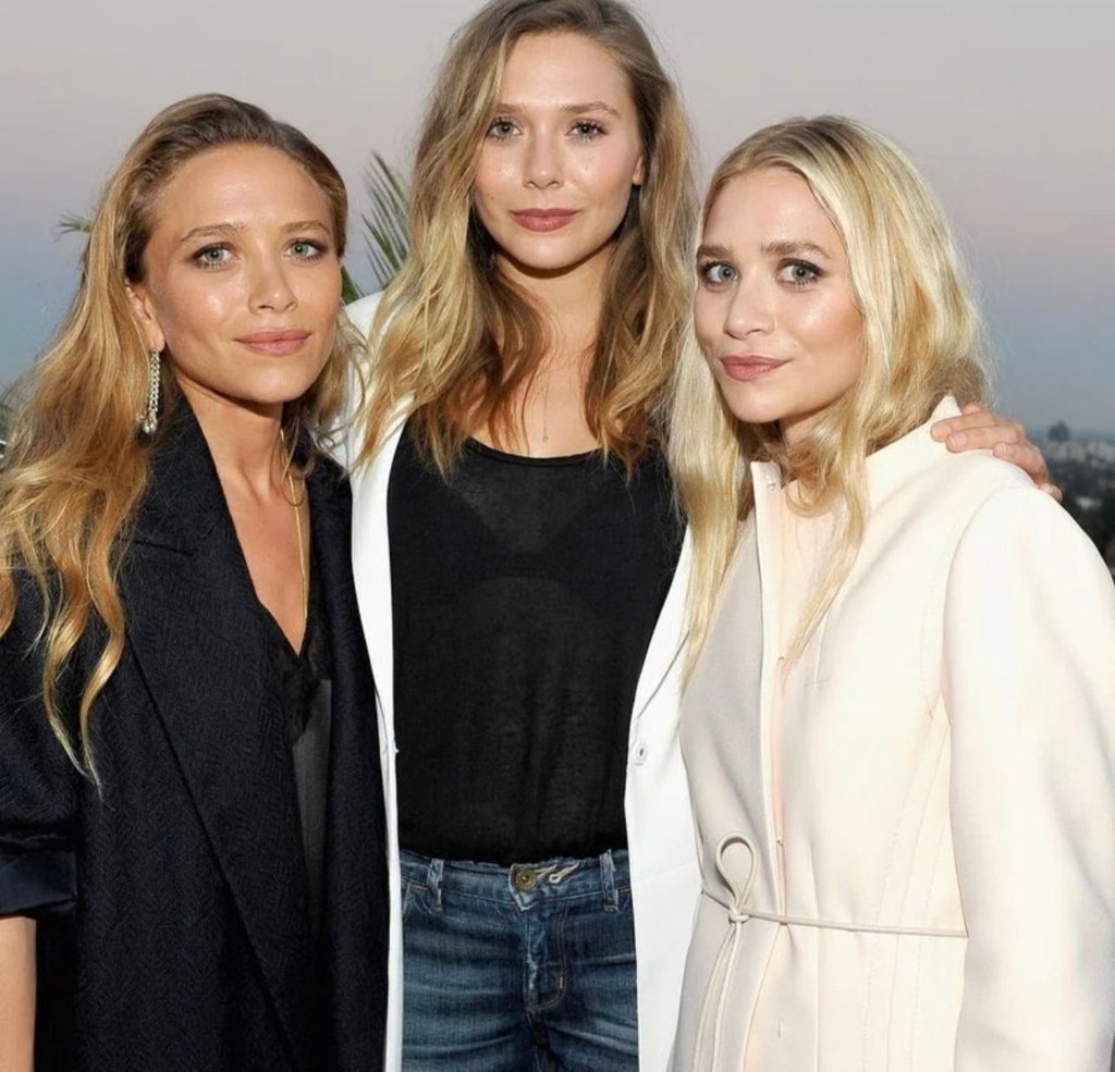 Mary-Kate Olsen, Elizabeth Olsen and Ashley Olsen. Photo: @christaanmarie/X Mary-Kate Olsen, Elizabeth Olsen and Ashley Olsen. Photo: @christaanmarie/X