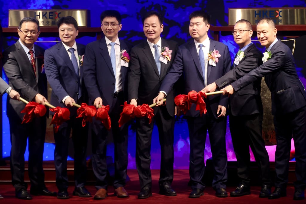 Executives from Muyuan Foods celebrate its listing on February 6. Photo: Jonathan Wong Executives from Muyuan Foods celebrate its listing on February 6. Photo: Jonathan Wong