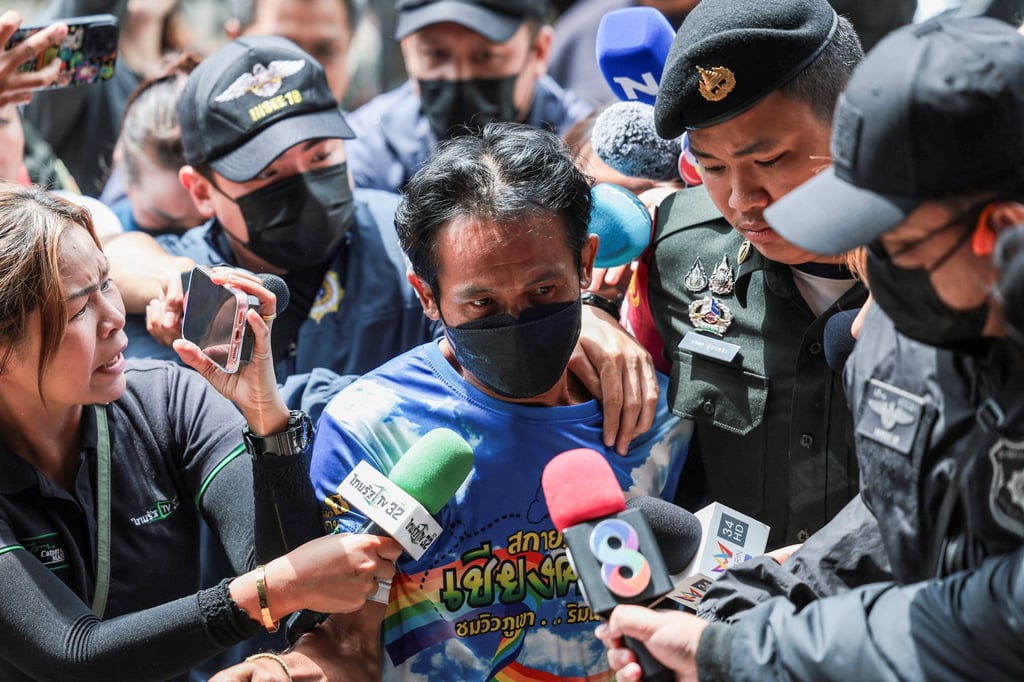 Two suspects, a Thai man and his Laotian wife, suspected of sending drug parcels from a border province to Bangkok, are escorted by officials to the Office of the Narcotics Control Board (ONCB) in Bangkok on Friday. Photo: Reuters Two suspects, a Thai man and his Laotian wife, suspected of sending drug parcels from a border province to Bangkok, are escorted by officials to the Office of the Narcotics Control Board (ONCB) in Bangkok on Friday. Photo: Reuters