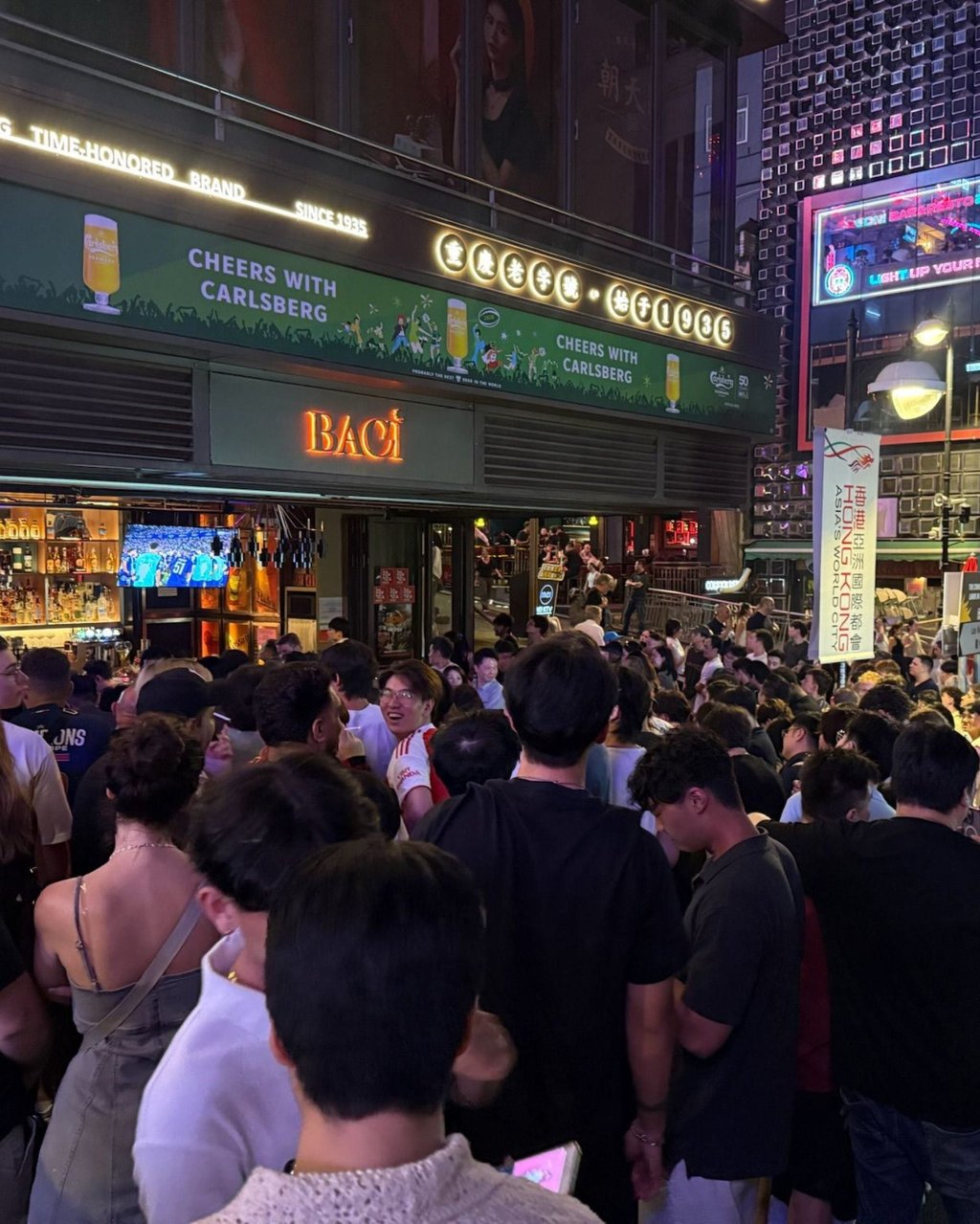 World Cup matches are being shown on big screens in the Lan Kwai Fong entertainment area. Photo: Instagram/lankwaifonghk World Cup matches are being shown on big screens in the Lan Kwai Fong entertainment area. Photo: Instagram/lankwaifonghk