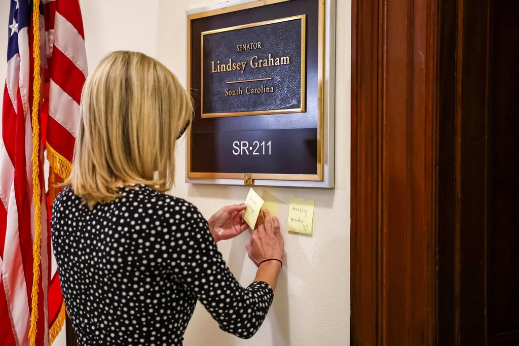 Tributes were left outside Lindsey Graham’s US Senate office after the long-time South Carolina Republican died on Saturday at age 71. Photo: Getty Images Tributes were left outside Lindsey Graham’s US Senate office after the long-time South Carolina Republican died on Saturday at age 71. Photo: Getty Images
