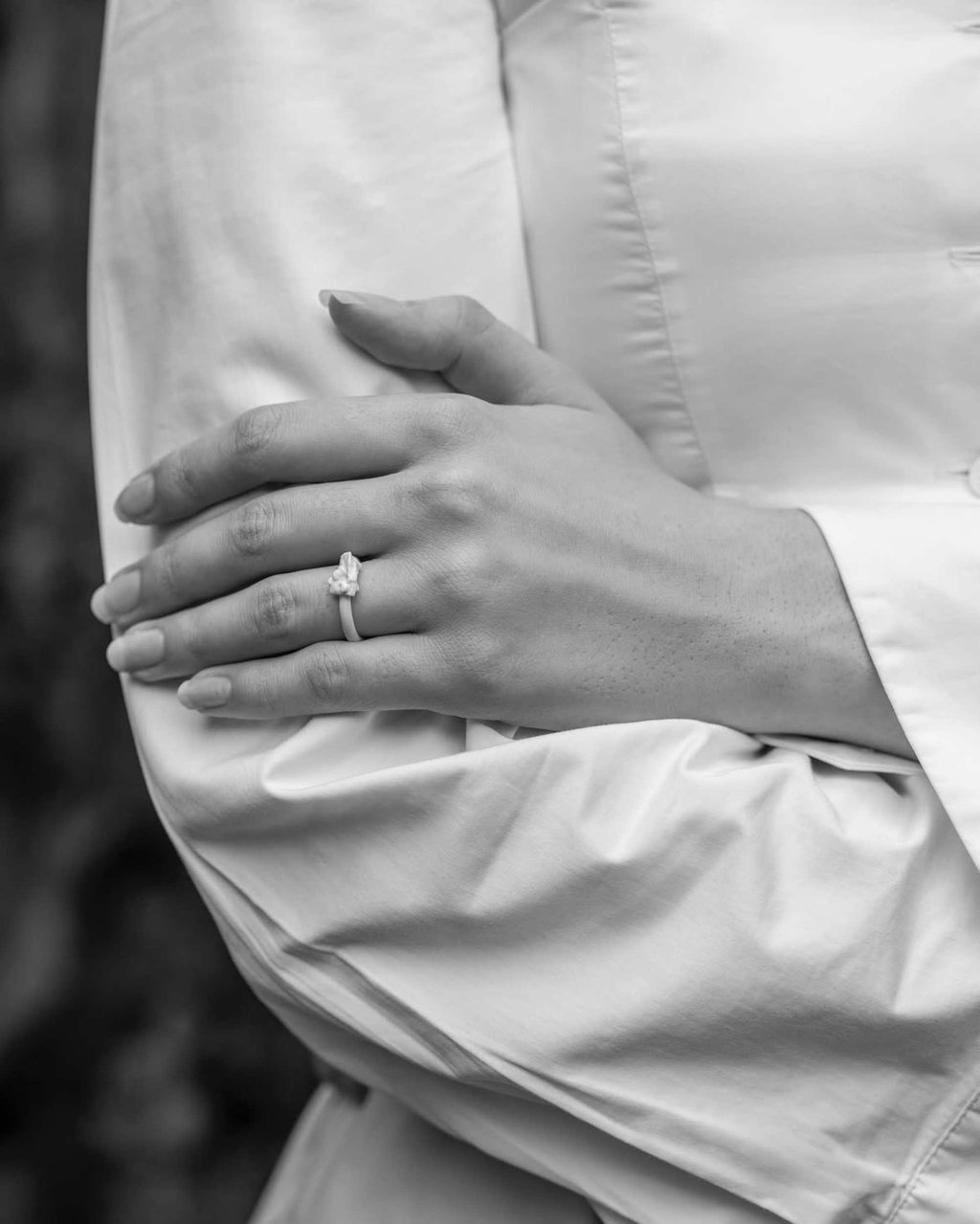 Eleanor Ekserdjian poses with the ceramic engagement ring her artist fiancé Samuel Chatto made for her. Photo: @samchatto/Instagram Eleanor Ekserdjian poses with the ceramic engagement ring her artist fiancé Samuel Chatto made for her. Photo: @samchatto/Instagram