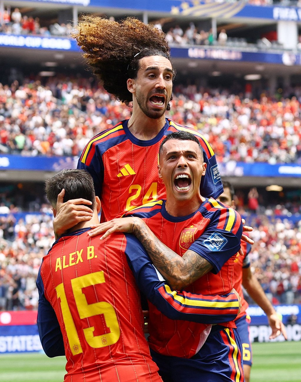 Spain’s fullbacks Pedro Porro (right) and Marc Cucurella (top) are strong at both ends. Photo: Reuters Spain’s fullbacks Pedro Porro (right) and Marc Cucurella (top) are strong at both ends. Photo: Reuters