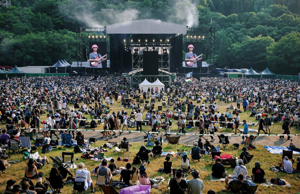 A joint set by Sunset Rollercoaster and Hyukoh at Fuji Rock 2025. Photo: David Frazier