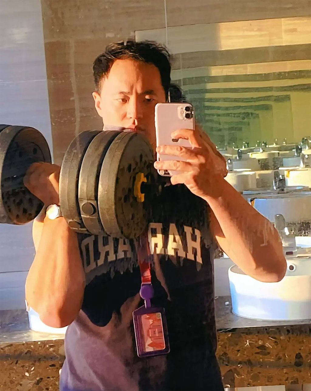 During his free time, Yang worked out to stay strong and healthy for his demanding schedule. Photo: Douyin During his free time, Yang worked out to stay strong and healthy for his demanding schedule. Photo: Douyin