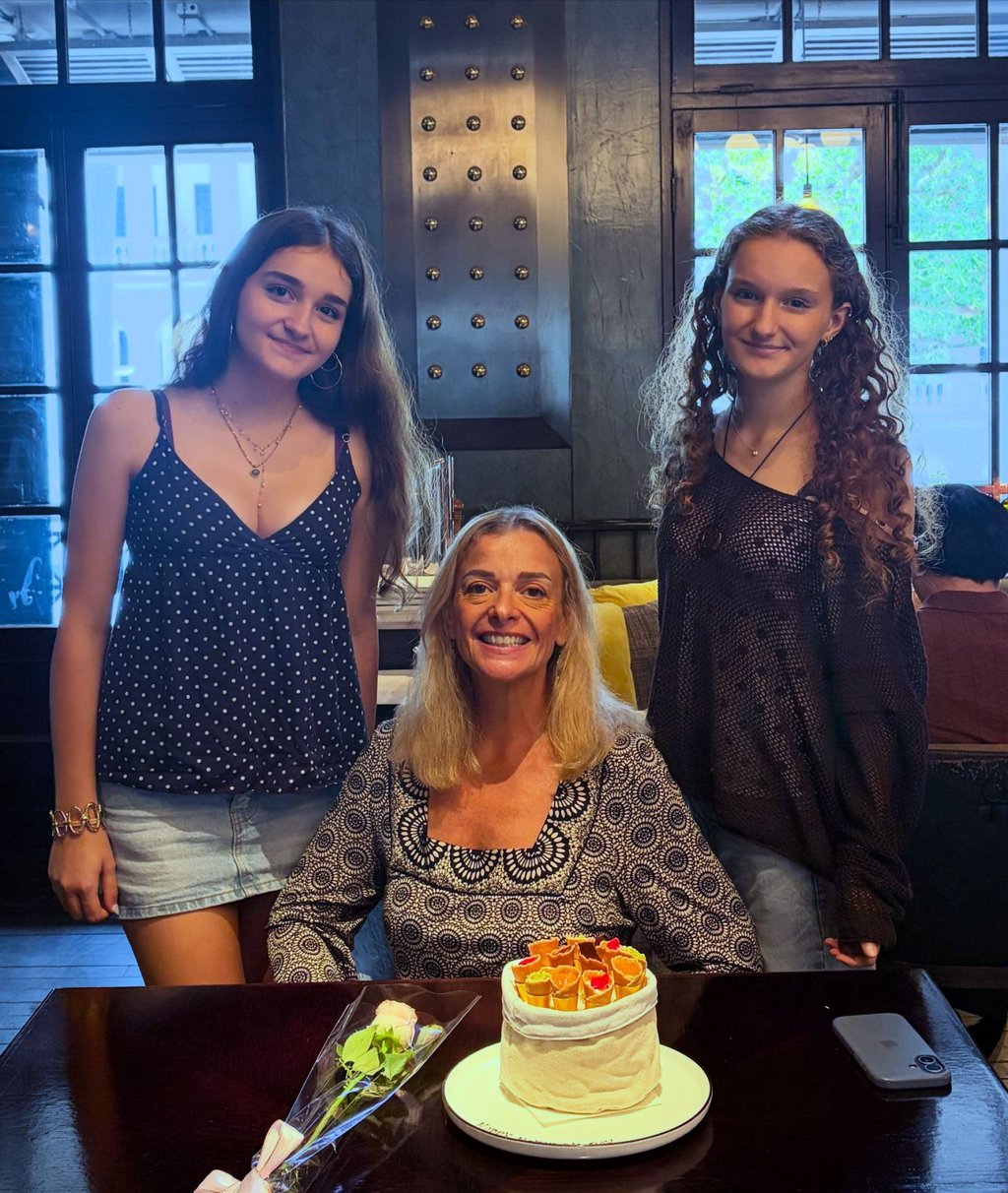 Jill Carter with her daughters, Olivia (left) and Grace. Photo: Handout Jill Carter with her daughters, Olivia (left) and Grace. Photo: Handout