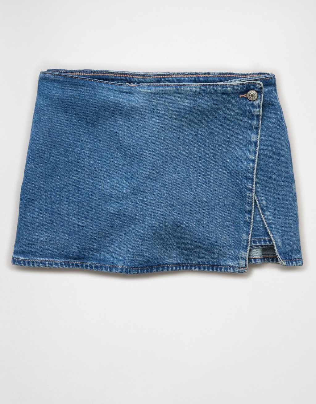 American Eagle skirt (US$45). Photo: Handout American Eagle skirt (US$45). Photo: Handout
