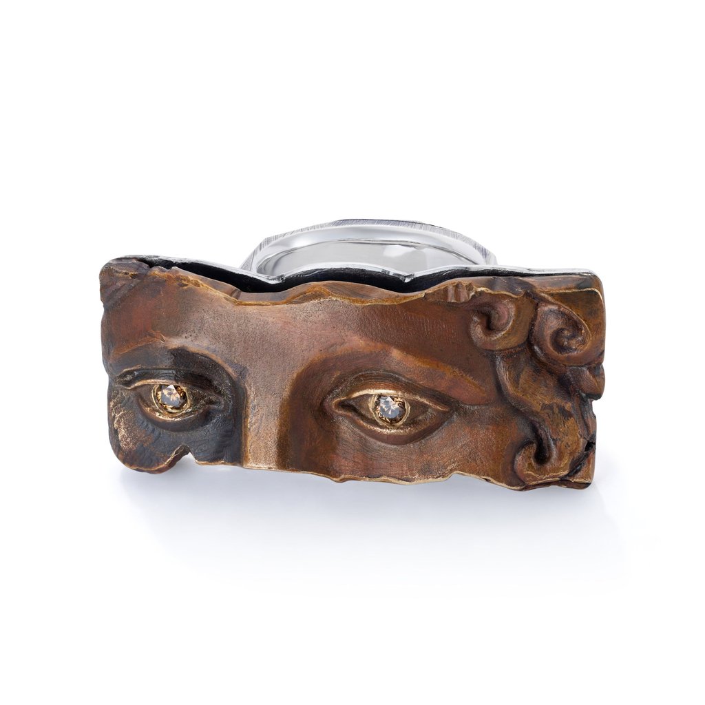 Gaze (Hazel) ring in bronze, recycled 925 silver and natural diamonds, by Joy BC. Photo: Handout
