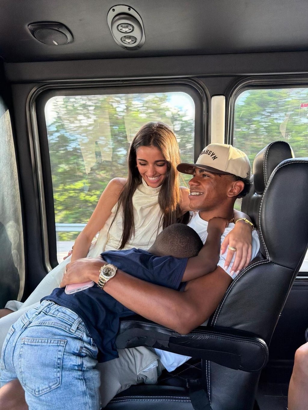 Inés García with Lamine Yamal and his little brother, Keyne. Photo: @lamine.yamal/TikTok Inés García with Lamine Yamal and his little brother, Keyne. Photo: @lamine.yamal/TikTok