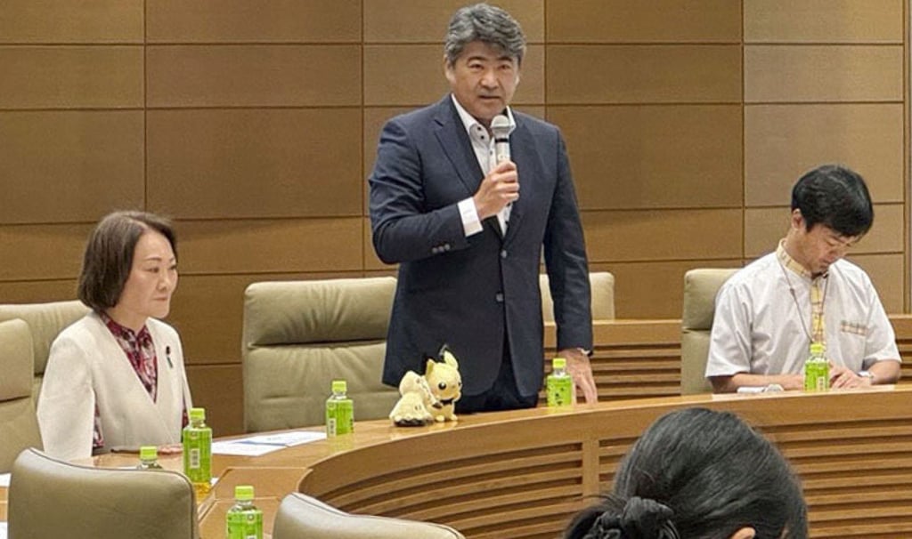 Seiji Kihara speaks at a meeting of a parliamentary group aimed at promoting the trading card industry in Tokyo on July 23. Photo: Kyodo Seiji Kihara speaks at a meeting of a parliamentary group aimed at promoting the trading card industry in Tokyo on July 23. Photo: Kyodo