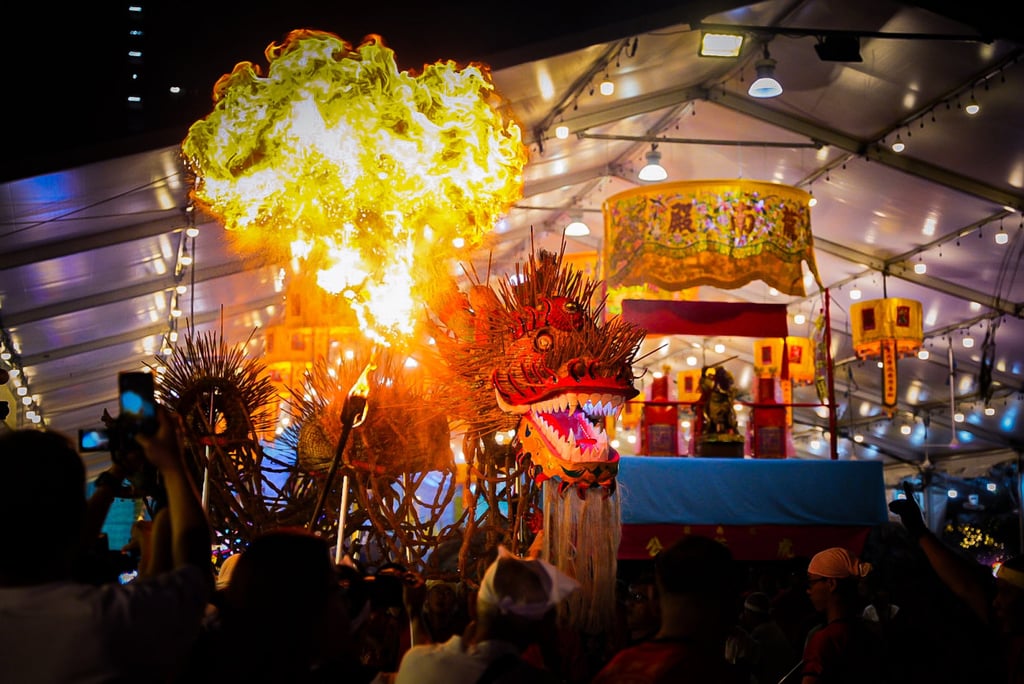 Fire billows during a performance of the Sar Kong Mun San Fook Tuck Chee Fire Dragon Dance in 2025. Photo: Ivan Fu