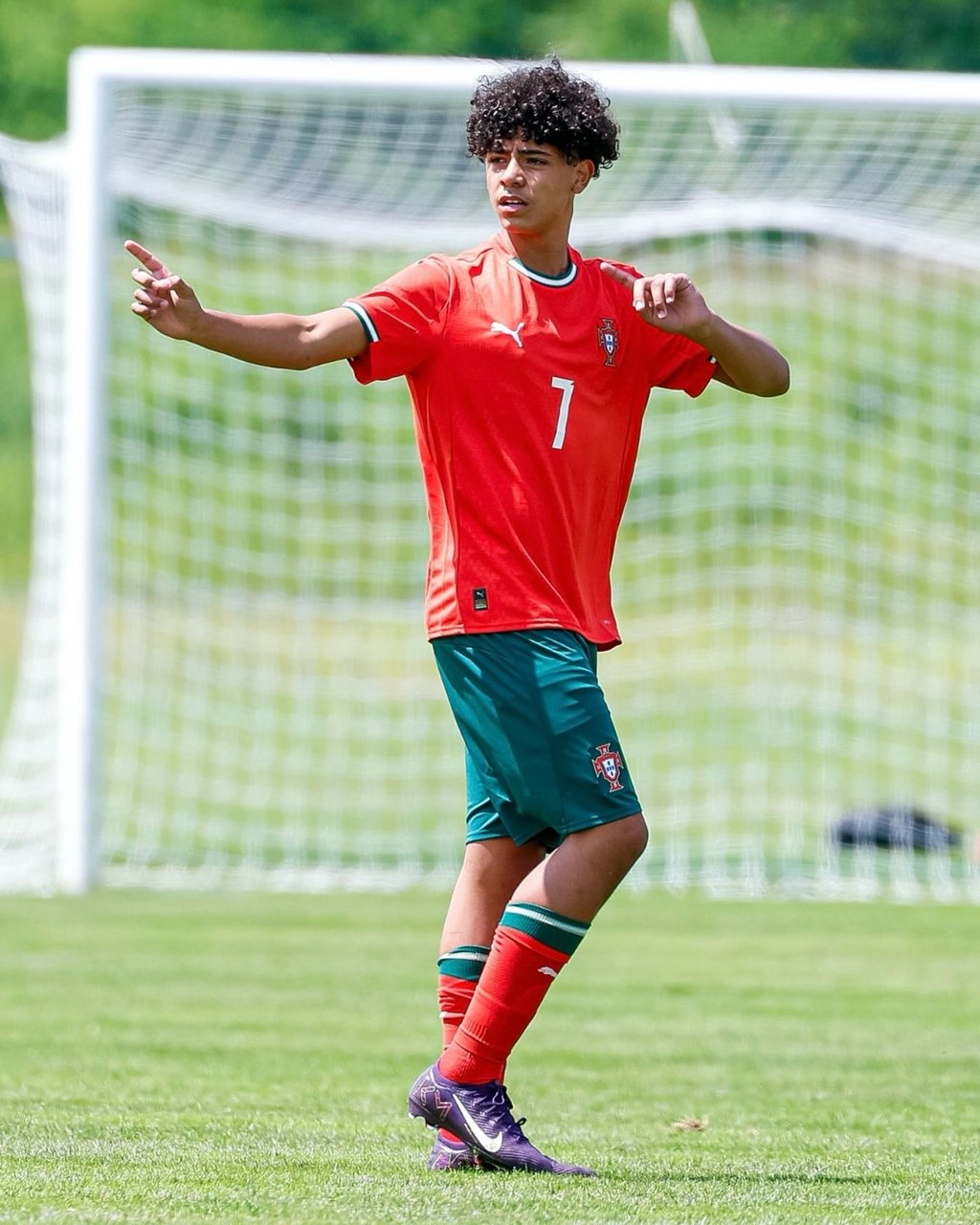Cristiano Ronaldo Jr wants to play alongside his dad some day. Photo: @cristiano/Instagram Cristiano Ronaldo Jr wants to play alongside his dad some day. Photo: @cristiano/Instagram