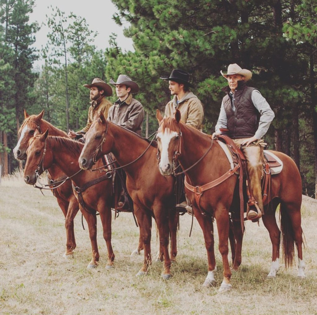 Dave Annable (first from left) plays Lee Dutton in Yellowstone, which also stars Kevin Costner (first from right). Photo: @dave_annable/Instagram Dave Annable (first from left) plays Lee Dutton in Yellowstone, which also stars Kevin Costner (first from right). Photo: @dave_annable/Instagram