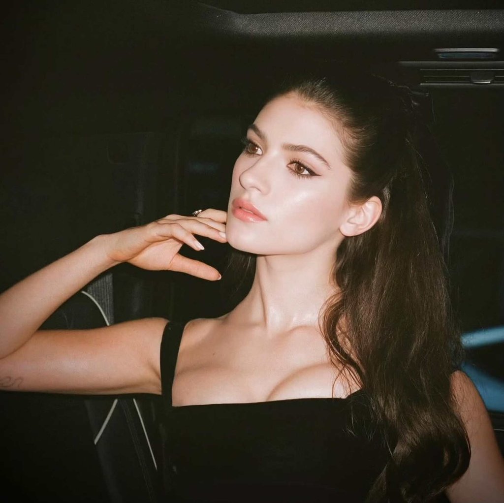 Ella Rubin at the premiere of The Idea of You in 2024. Photo: @ellarubin1/Instagram Ella Rubin at the premiere of The Idea of You in 2024. Photo: @ellarubin1/Instagram