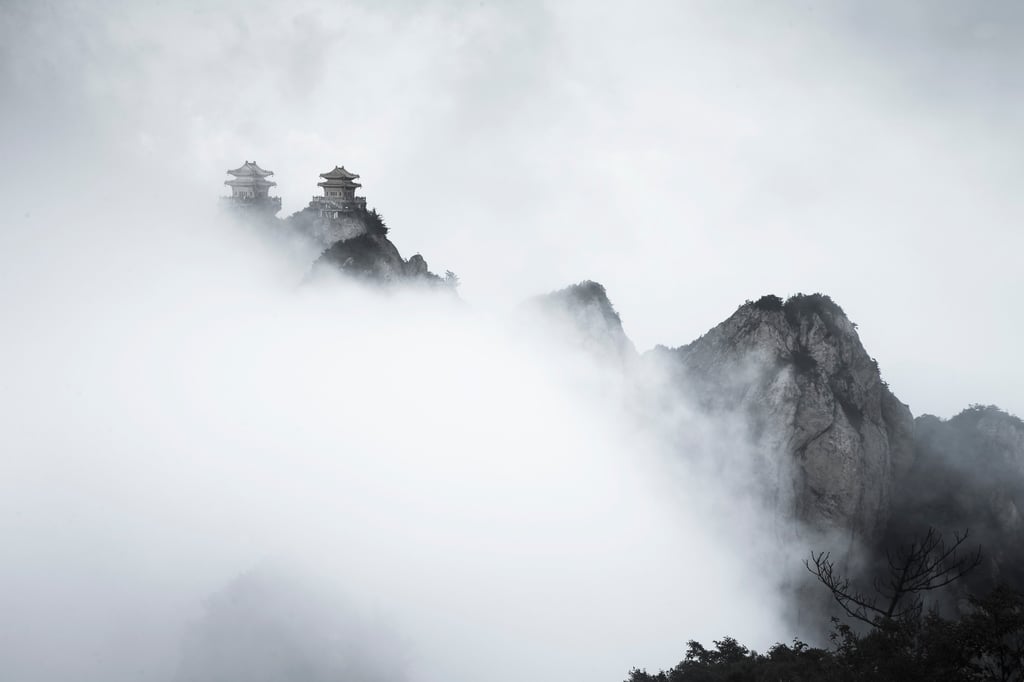 Renowned for over 2,000 years, Laojun Mountain is one of China’s sacred Taoist peaks, celebrated for its mist-covered vistas that enhance its spiritual charm. Photo: Shutterstock